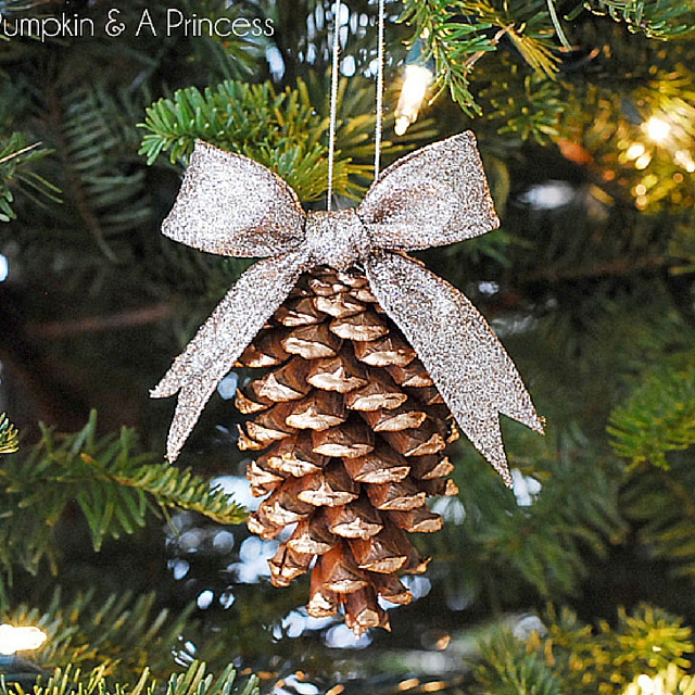 Quick and Easy Pinecone Crafts for the Holidays - FaveCrafts